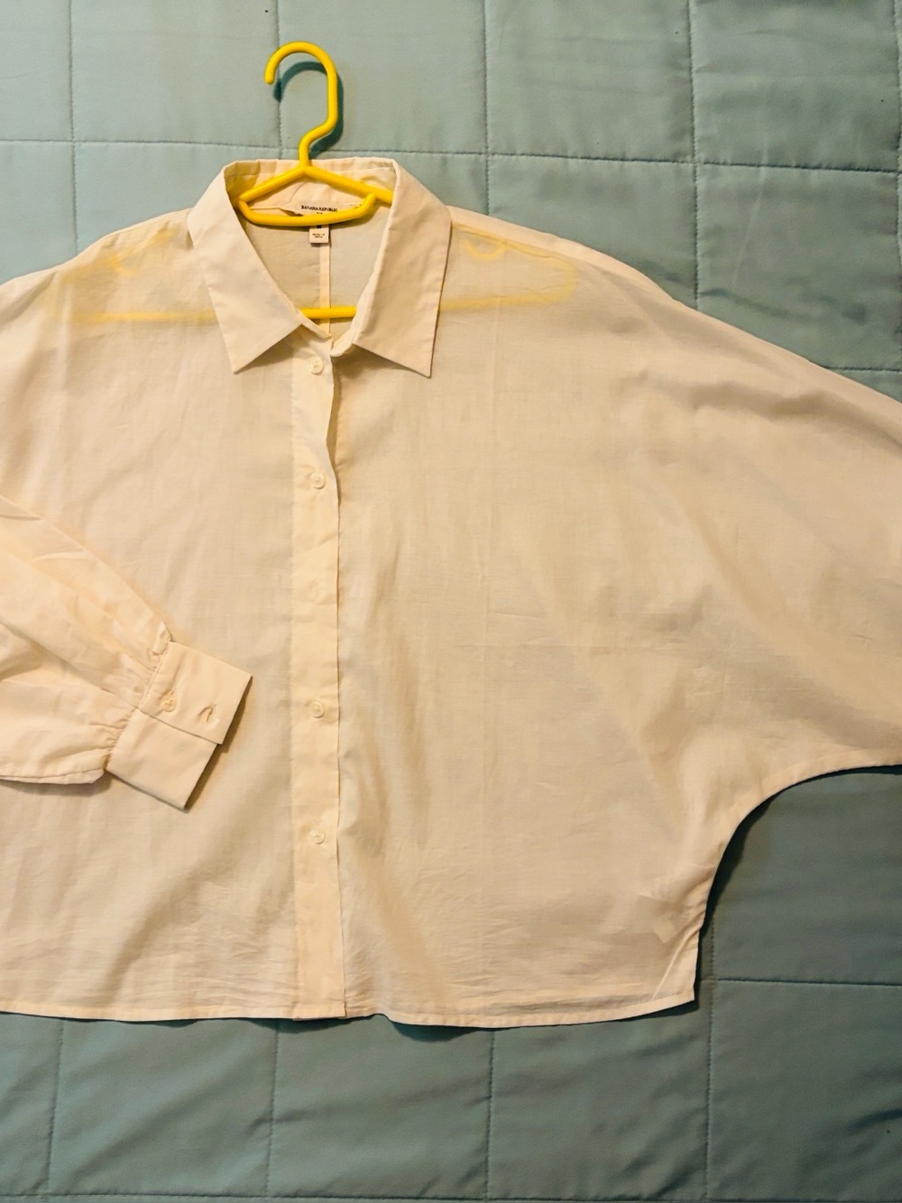 Banana Republic Dolman Sleeve Button-Down Shirt in Soft Cream-M-Worn Once! - Picture 2 of 6